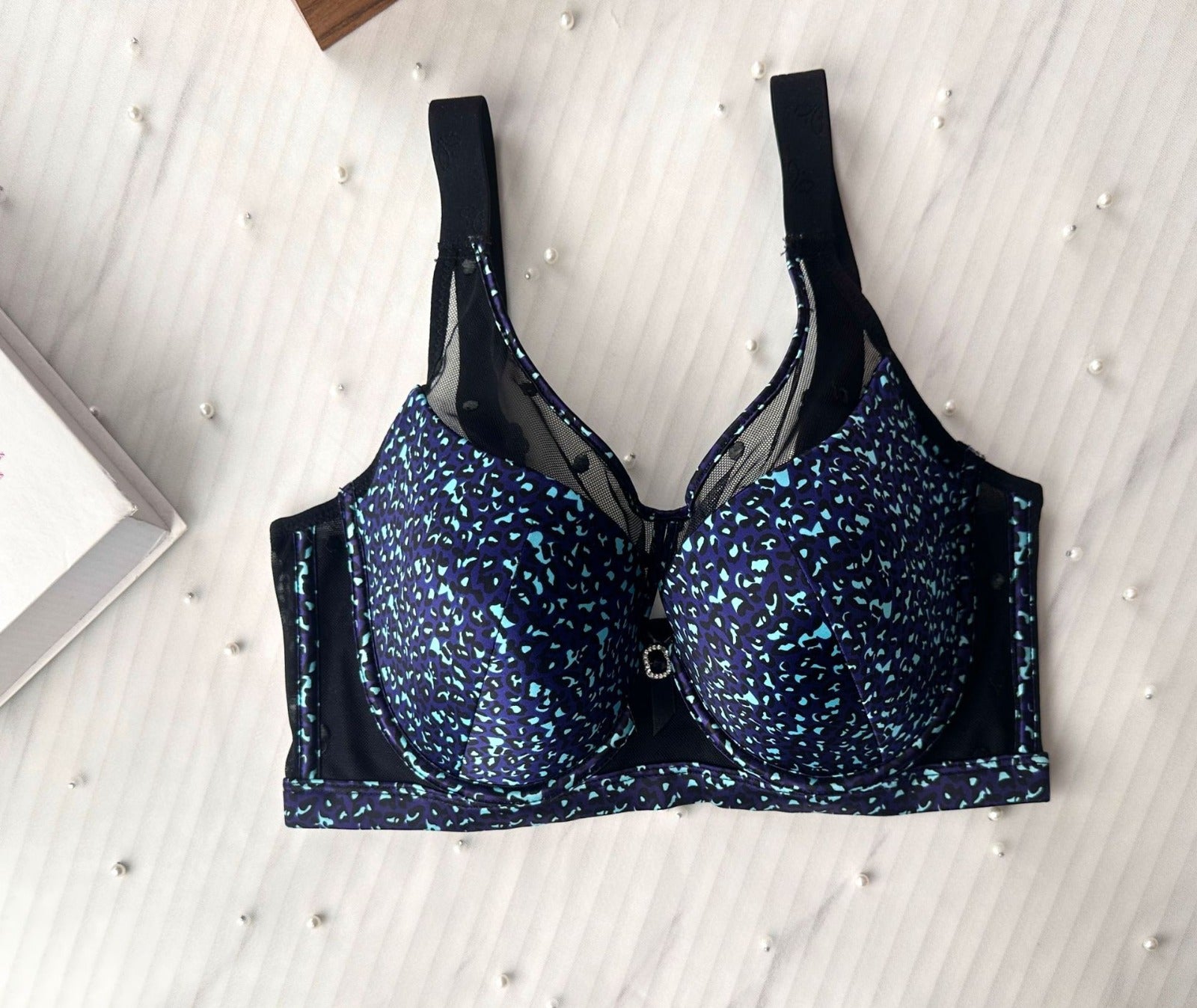 Full coverage soft steel ring Bra