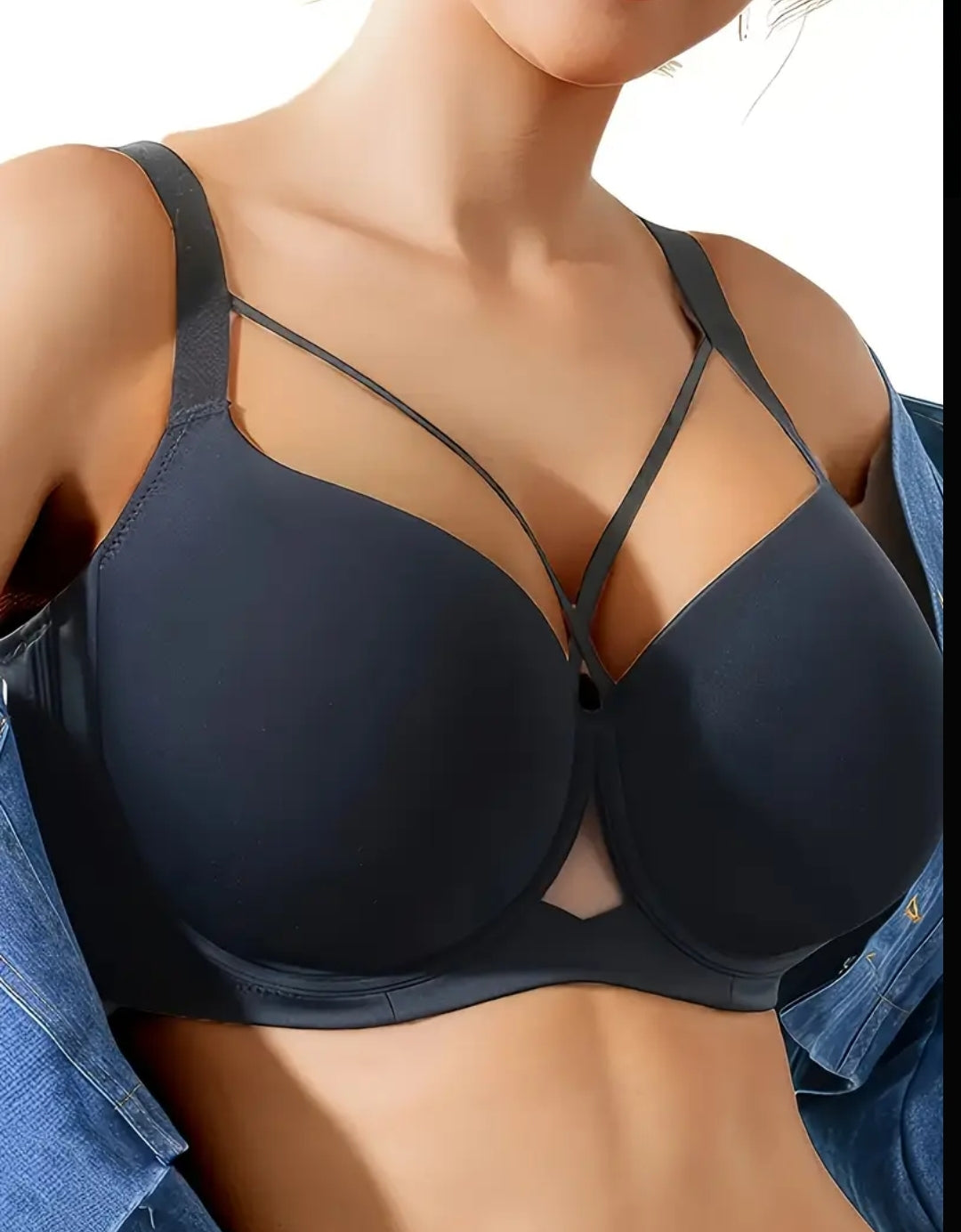 Full coverage push-up  bra with multiple straps